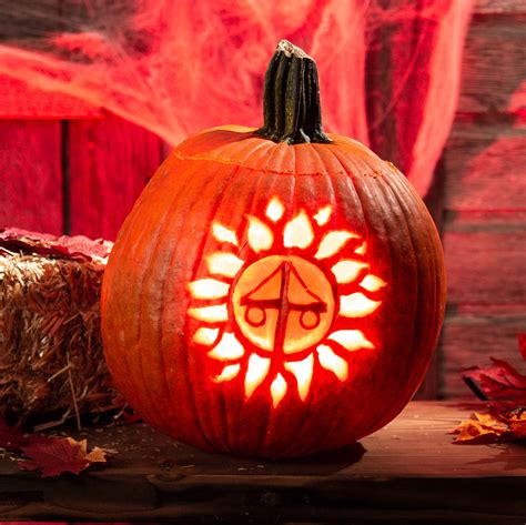 Pop Culture Pumpkin Carving Stencils that Scream 2019 [Printables] - HalloweenCostumes.com Blog