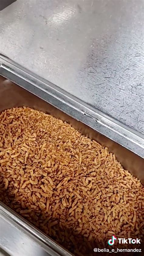 Employee "Exposes" How Taco Bell Beans Are Made In Viral TikTok