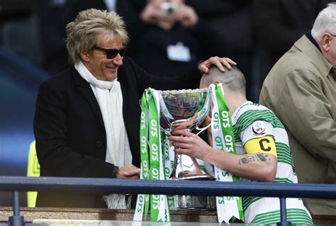 ‘DEILA’S TIME IS UP,’ ROD STEWART | Celtic Quick News