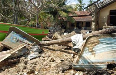 United Nations Photo: Aftermath of Indian Ocean Tsunami in Sri Lanka