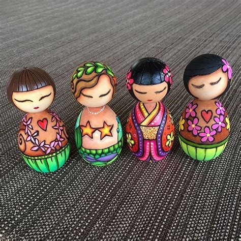 Holly Kitaura Art: Kokeshi Dolls - Handmade Hand Painted in Hawaii ...