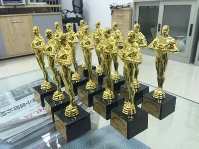 Aliexpress.com : Buy small Academy Award Oscar Statue,Oscar Trophy ...