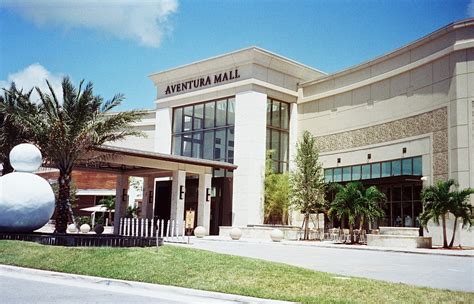 Aventura Mall - Super regional mall in Miami, Florida, USA - Malls.Com