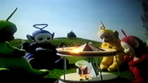 Teletubbies - Dancing Bear - YouTube