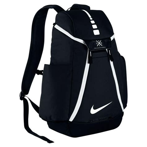 Brand: NIKEColor: Black / WhiteFeatures: Water-resistant bottom creates a durable exterior. Nike ...