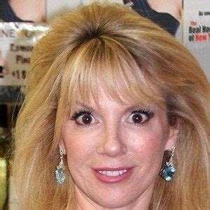 Ramona Singer - Age, Family, Bio | Famous Birthdays