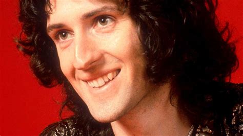 The 10 best Brian May Queen songs - Trendradars Latest