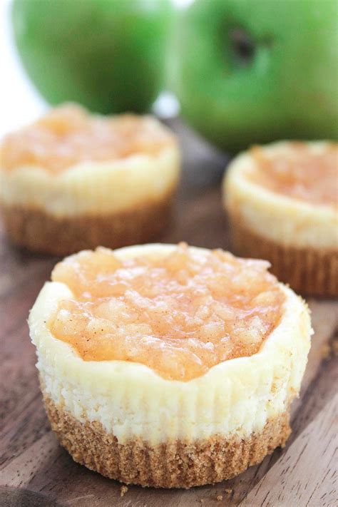 Apple Pie Cheesecakes | TheBestDessertRecipes.com