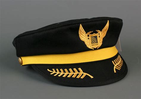 United Airlines Children's Pilot Hat – Acapsule Toys and Gifts