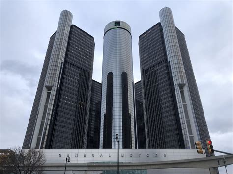 GM Headquarters in Detroit MI. It was an evil 14 degrees when I took ...