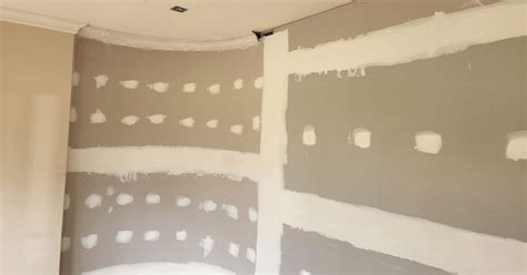 Installing Gyprock or Plasterboard Walls - Authentic Additions