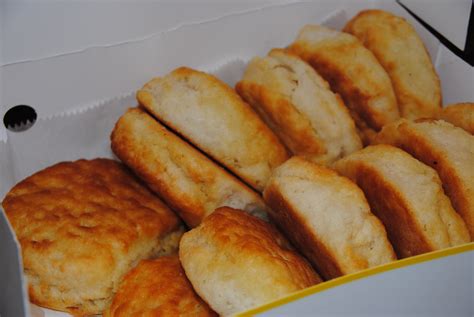 NC – Bojangles’ Famous Chicken ‘n Biscuits « Two Fat Bellies