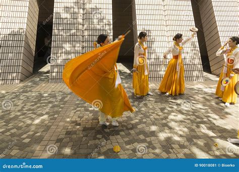 Chinese Traditional Costumes Editorial Photo - Image of costumes ...