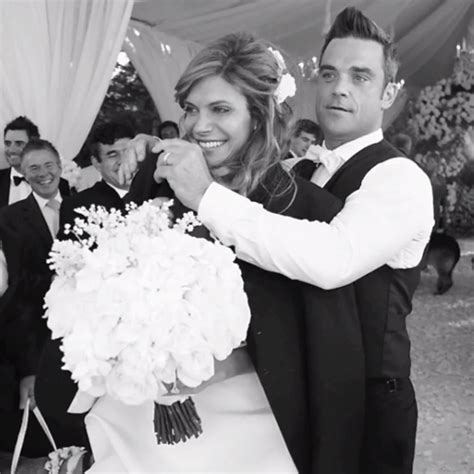 HELLO! Exclusive: Robbie Williams marries his angel Ayda Field in ...