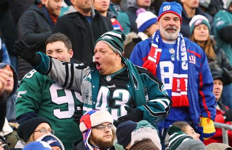 HOW EAGLES FANS EMBARRASSED GIANTS FANS YESTERDAY! | Fast Philly Sports