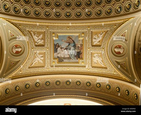 St. Stephen's Basilica interior, Budapest Stock Photo - Alamy