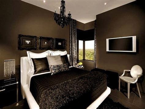 chocolate brown and white bedroom - Google Search | Black bedroom design, Home bedroom, Home