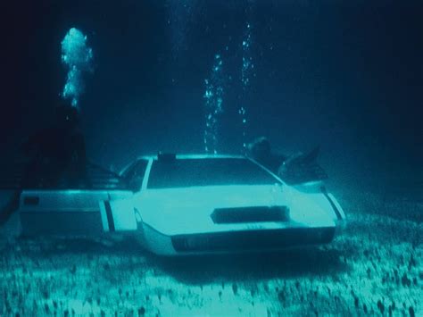 James Bond’s Submarine Car - The Awesomer