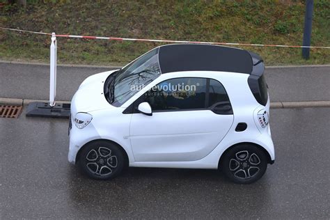 2020 smart EQ fortwo Spied Testing Facelift - autoevolution