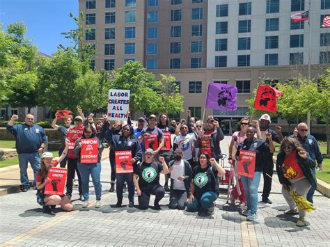 Starbucks workers protest delayed union negotiations | Georgia Public Broadcasting