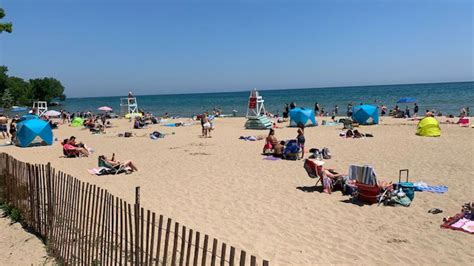 Evanston Beaches Reopen For Swimming – NBC Chicago