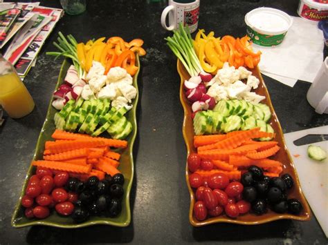 Found on Bing from recipeler.com | Vegetable tray, Veggie tray, Veggie platters