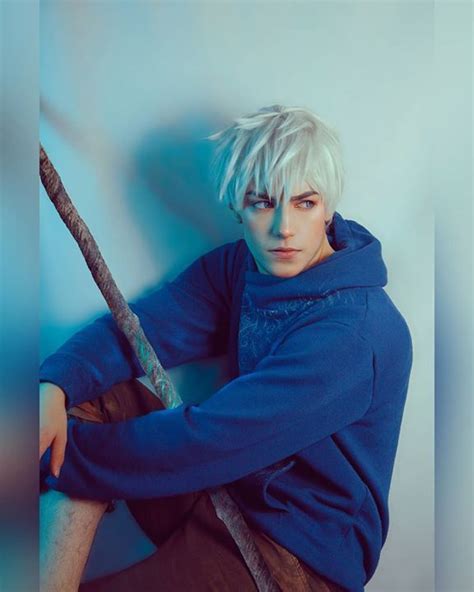 Jack Frost Cosplay by geheichou(IG). (With images) | Jack frost cosplay, Jack frost, Jack frost ...