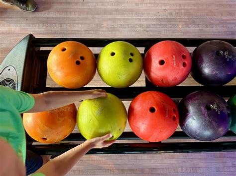 We Tried It: Bowling at Lucky Strike