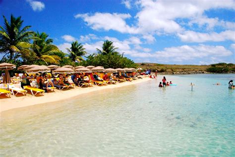 Wanderlust Traveler: Pinel Island, St. Martin