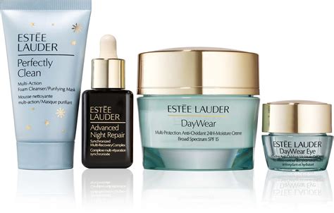 Estée Lauder Daywear Skincare Set | lyko.com