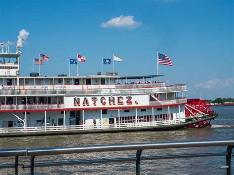 Best Riverboat Cruises on The Mississippi [New Orleans]