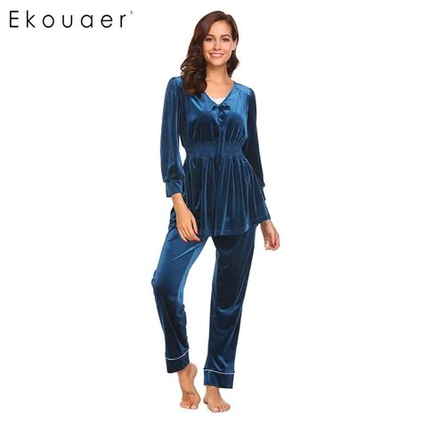 Ekouaer Women Velvet Pajamas Sets Sleepwear Casual V Neck Long Sleeve Solid Elastic Waist ...