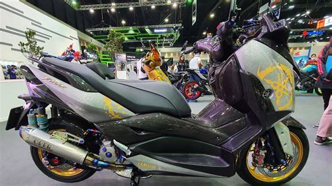 Yamaha XMax Custom 2020 - YouTube