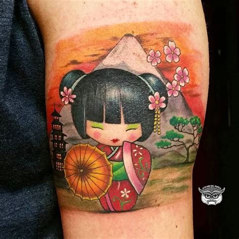 Facebook | Tatouage kokeshi, Tatouage dentelle, Tatouage japonais