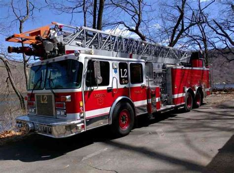 Marion Spartan Aerial (1997) : Emergency & Fire Trucks