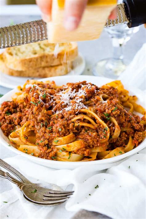 Authentic Italian Bolognese Sauce Recipe (+ Video) - Oh Sweet Basil