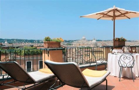 A View Above Rome: Hotel De La Ville