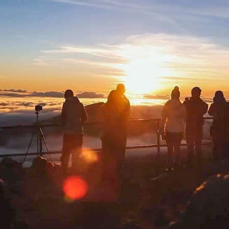 Haleakala Sunrise Maui Tour | Best Haleakalā Tour | Volcano Tours