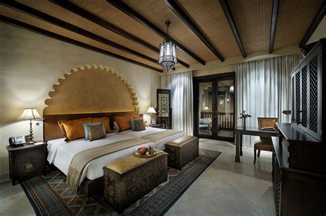 Qasr Al Sarab Desert Resort by Anantara: a unique Arabian retreat