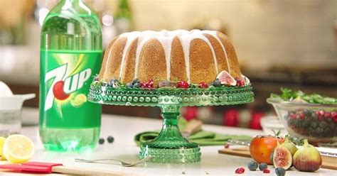 7UP® Bundt Cake Recipe | 7UP®