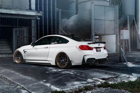 White BMW Wallpapers - Top Free White BMW Backgrounds - WallpaperAccess