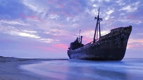 Shipwreck Wallpapers - Wallpaper Cave