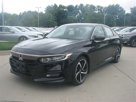 New 2019 Honda Accord Sedan Sport 2.0T 4dr Car in Des Moines #853710 | Smart Honda