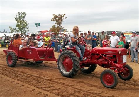 Farmall, Tractors, Farm tractor