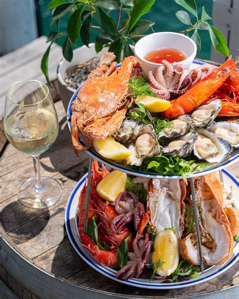 The 13 Best Seafood Restaurants In Sydney & Highlights From Each