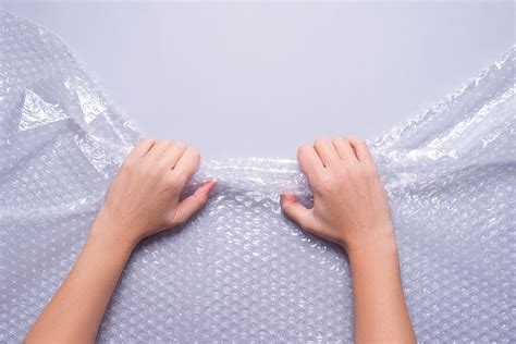 A Complete Guide to Packing with Bubble Wrap - Stanley Packaging