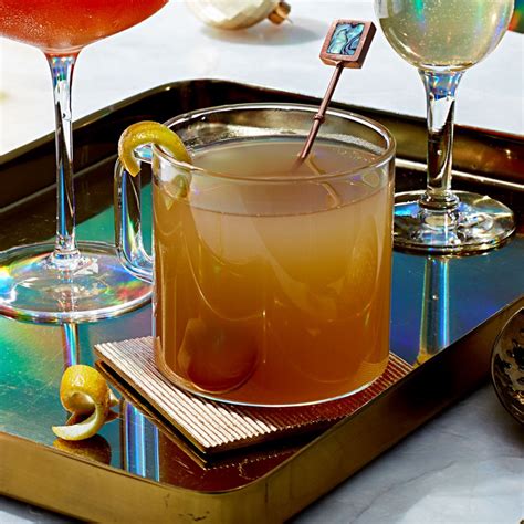 Winter Honey Whiskey Cocktail Recipe - EatingWell