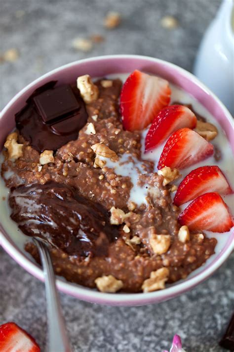 Creamy chocolate millet porridge (vegan and gluten-free)