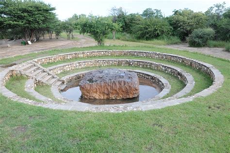 The Hoba Meteorite - Neatorama