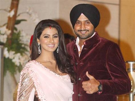 Pregnant or otherwise, it’s not easy to stay with a woman: Harbhajan ...